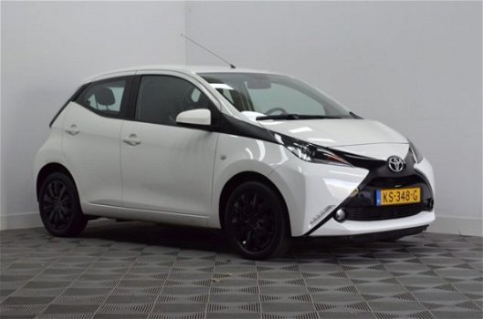 Toyota Aygo - 1.0 VVT-I X-Play - 1