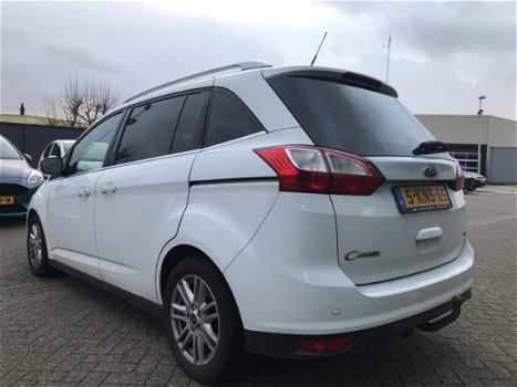 Ford Grand C-Max - 1.0 Titanium Ecoboost 125PK Navi Trekhaak Camera Parkeersensoren *Dealer Onderhou - 1