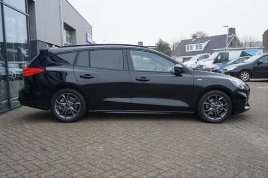 Ford Focus Wagon - 1.0 EcoBoost ST-line Business 125PK AUTOMAAT Camera Winterpack PDC Climate Privac - 1
