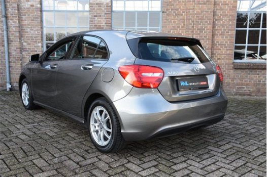 Mercedes-Benz A-klasse - 180 BlueEFFICIENCY 2015 150.263Km Navi Airco Trekhaak LMV - 1