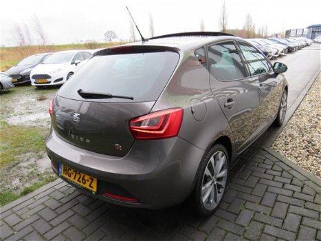 Seat Ibiza SC - 1.0 EcoTSI FR Connect Panoramadak Xenon Leder/Alcantara Stoelverw Navi Clima PDC DAB - 1