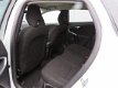 Volvo V40 - 2.0 D4 Momentum Business Trekhaak Styling Pack Navi Clima PDC Bluetooth Cruise - 1 - Thumbnail