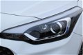 Hyundai i20 - 1.0 Turbo Comfort Navi en Style € 2000, - KORTING - 1 - Thumbnail