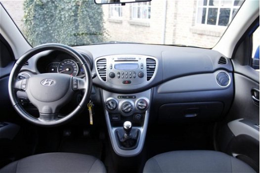 Hyundai i10 - 1.2 i-Catcher 12-2010, Airco, Radio/CD/MP3, Elek. ramen, PDC, LMV etc. Weinig km's - 1