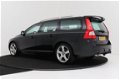 Volvo V70 - 2.0T R-Edition | Leer | Navigatie | Org NL | Trekhaak - 1 - Thumbnail