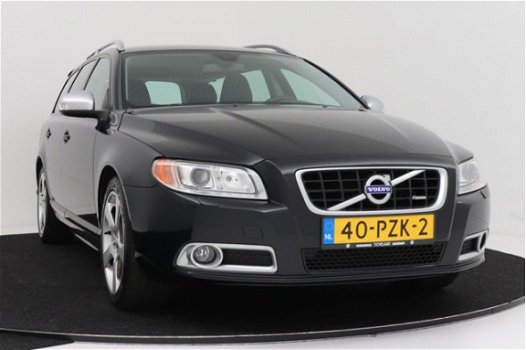 Volvo V70 - 2.0T R-Edition | Leer | Navigatie | Org NL | Trekhaak - 1