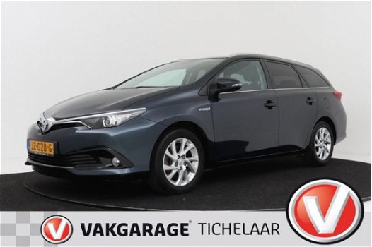 Toyota Auris Touring Sports - 1.8 Hybrid Trend | Panoramadak | Camera - 1