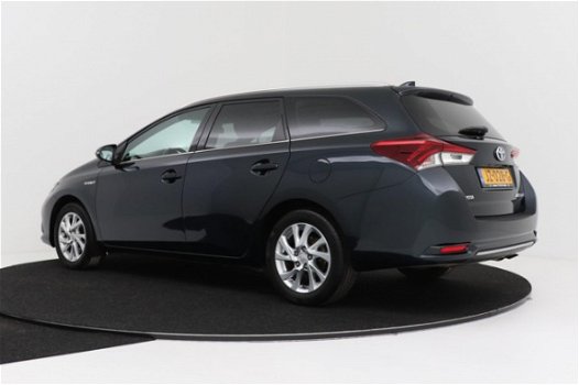 Toyota Auris Touring Sports - 1.8 Hybrid Trend | Panoramadak | Camera - 1