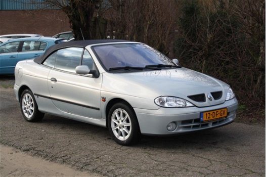 Renault Mégane Cabrio - 1.4-16V Sport AIRCO / NAP / GOED ONDERHOUDEN - 1