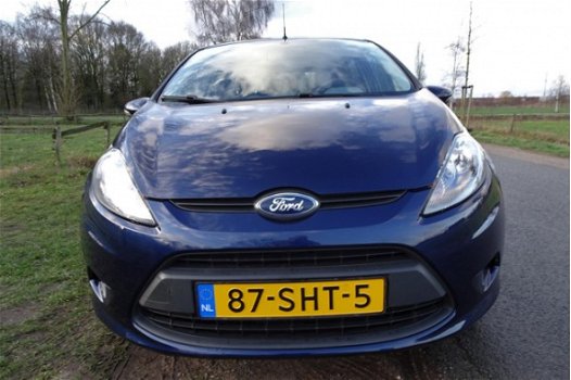 Ford Fiesta - 1.25 Limited perfect onderhouden en zeer netjes Trekhaak - 1