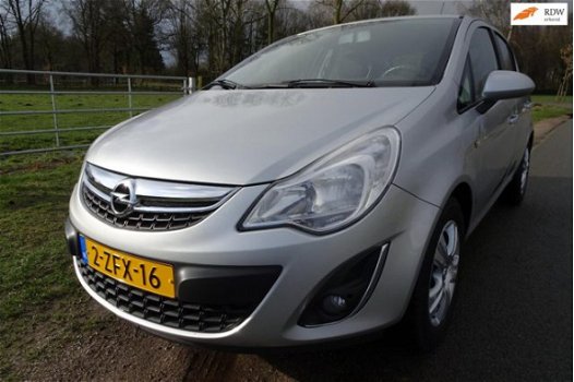 Opel Corsa - 1.2-16V Design Edition keurig netjes en pas 47.961km gereden - 1