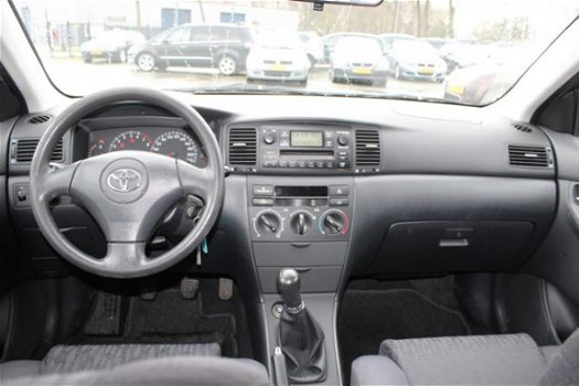 Toyota Corolla - 1.4 VVT-i Linea Terra airco, elektrische ramen, radio cd speler, trekhaak - 1
