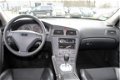 Volvo S60 - 2.4 airco, radio cd speler, cruise control, elektrische ramen, afneembare trekhaak, lich - 1 - Thumbnail