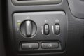 Volvo S60 - 2.4 airco, radio cd speler, cruise control, elektrische ramen, afneembare trekhaak, lich - 1 - Thumbnail
