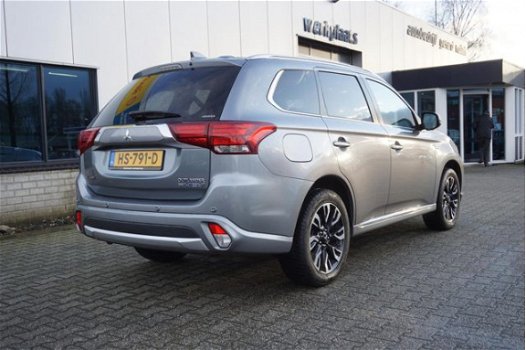 Mitsubishi Outlander - 2.0 PHEV instyle ECC CRUISE LEER NAV - 1