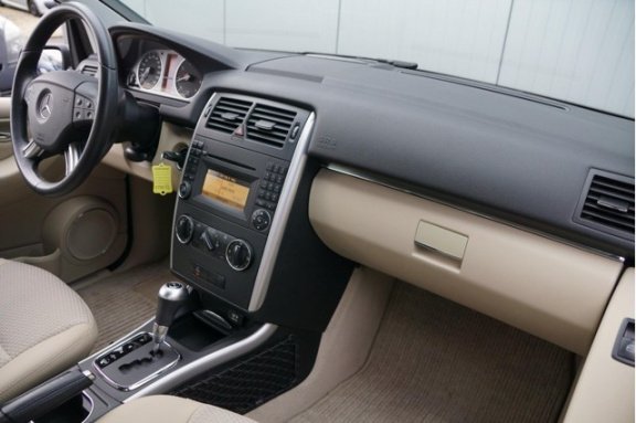 Mercedes-Benz B-klasse - 160 Business Class Aut. / Airco / PDC / Half leder / 91dkm NAP / NL-Auto - Afbeelding 2