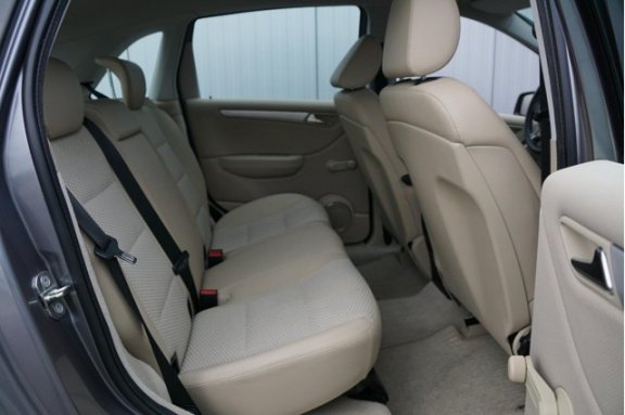 Mercedes-Benz B-klasse - 160 Business Class Aut. / Airco / PDC / Half leder / 91dkm NAP / NL-Auto - Afbeelding 6