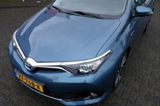 Toyota Auris - 1.8 Hybrid Dynamic Navigatie, Climate- & Cruise Control
