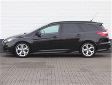 Ford Focus Wagon - 2.0 EcoBoost ST-2 Recaro 18 Inch Airco Bluetooth Mooi