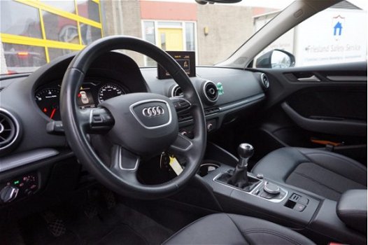 Audi A3 Limousine - 1.6 TDI Ambiente Pro Line BJ2015 LMV17