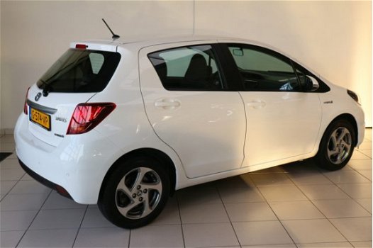 Toyota Yaris - 1.5 Hybrid Lease | Parkeer camera | LM Velgen | Climate control | Parkeersensoren v + - 1