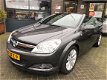 Opel Astra - 1.8 16V Cosmo Cabrio Zeer netjes - 1 - Thumbnail