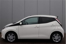 Toyota Aygo - 1.0 VVT-i x-sport Navigatie