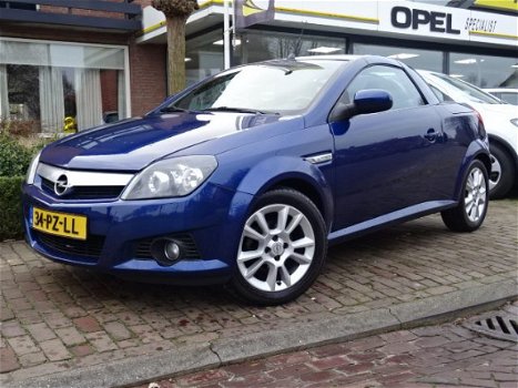 Opel Tigra TwinTop - 1.8 16V Sport + Airco/ Navigatie/ NL auto - 1