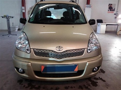 Toyota Yaris Verso - 1.5 VVT-i Sol - 1