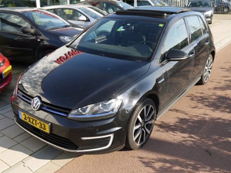 Volkswagen Golf - 1.4 TSI GTE - 1