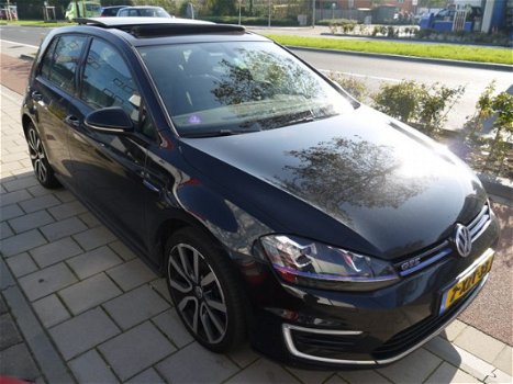 Volkswagen Golf - 1.4 TSI GTE - 1