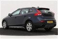 Volvo V40 Cross Country - CC 1.6 T4 AWD Momentum | Aut | Navigatie | Cruise Control | 84km - 1 - Thumbnail