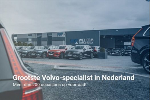 Volvo V40 - 2.0 T3 Momentum | Panoramadak | Camera | LED | 40dkm - 1