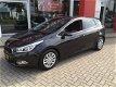 Kia Cee'd - 1.6 GDI DynamicLine 53.000Km info roel@vdns-kia.nl 0492-588951 - 1 - Thumbnail