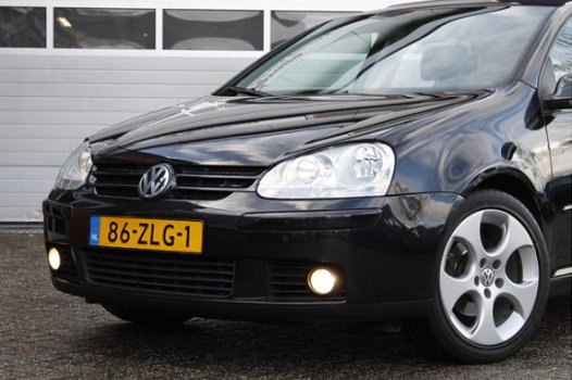 Volkswagen Golf - 1.6 Sport, Schuifkantel dak, GTI 17'' LMV, 5-Deurs, Airco, Nwe distributieriem - 1