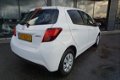 Toyota Yaris - 1.0 VVT-i 69pk 5D Aspiration Camera/airco - 1 - Thumbnail