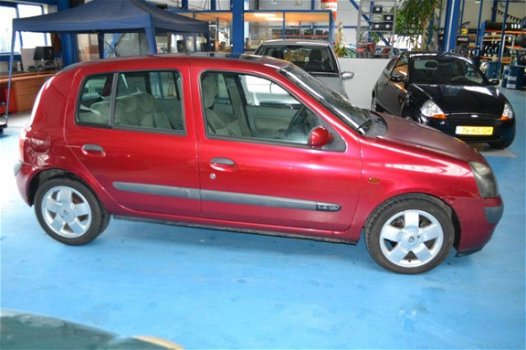 Renault Clio - CLIO - 1