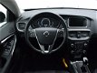 Volvo V40 - D2 Nordic+, Navigatie, Standkachel - 1 - Thumbnail