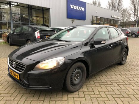 Volvo V40 - T4 Intro Line, Navi, Camera, 17