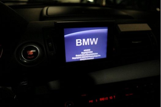 BMW 1-serie - 116i Business Line LEER + NIEUWE KETTING + NAVIGATIE - 1