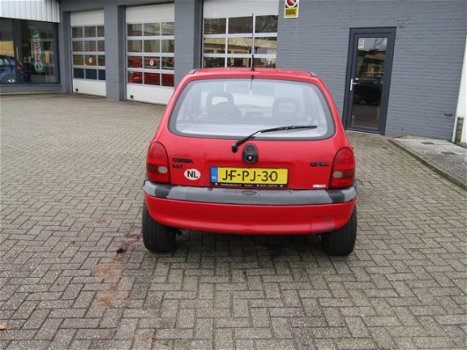 Opel Corsa - 1.4i Swing - 1