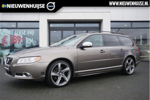 Volvo V70 - 2.5FT 231pk R-DESIGN Leder/Roofrails/Xenon/19