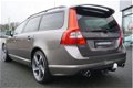 Volvo V70 - 2.5FT 231pk R-DESIGN Leder/Roofrails/Xenon/19