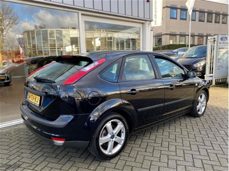 Ford Focus - 2.0 107KW 5D - 1