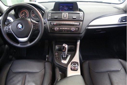 BMW 1-serie - 118i 5DRS Automaat Upgrade Edition / NAVIGATIE / SCHUIFDAK / STOELVERWARMING / LED VER - 1