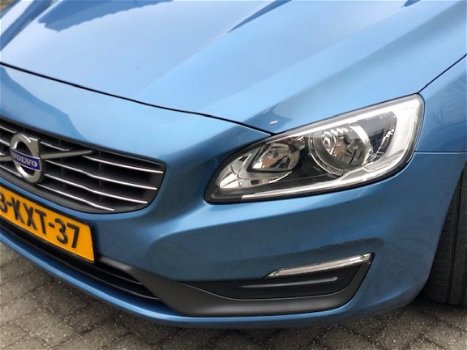 Volvo V60 - 1.6 T3 Kinetic - 1