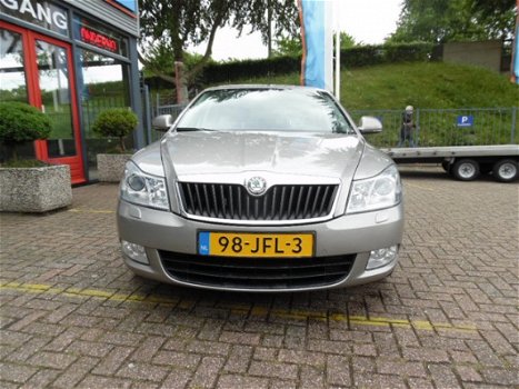 Skoda Octavia - 1.4 TSI Elegance Business Line | Clima | Cruise control | Navigatie - 1