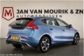 Volvo V40 - 2.0 D2 R-Design Business | XENON | HALF LEDER | VOORRUITVERW. | CLIMA | CRUISE | NAVI | - 1 - Thumbnail