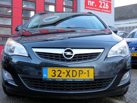 Opel Astra Sports Tourer - 2.0 CDTi Edition // Dikke Auto , 165 PK - 1
