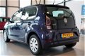 Volkswagen Up! - 1.0 BMT move up Executive 5drs - 1 - Thumbnail